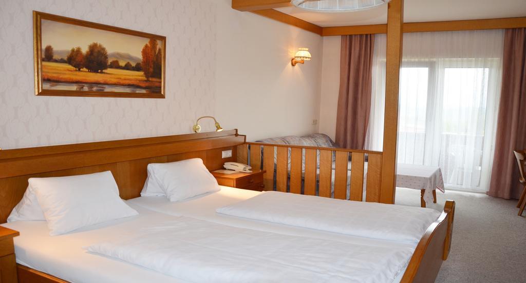Hotel Fantur Фельден-ам-Вертерзе Екстер'єр фото